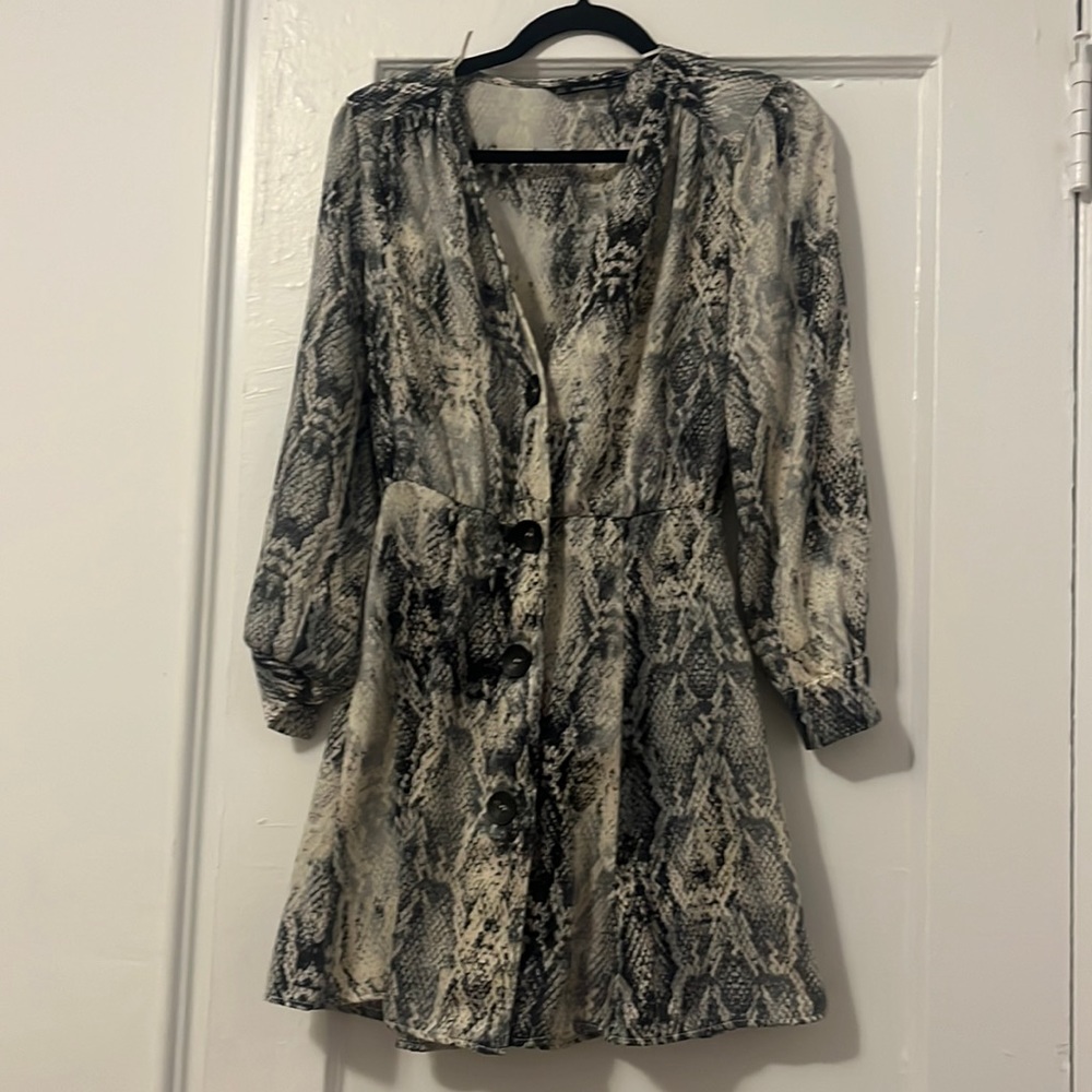 Zara long sleeve animal print midi dress